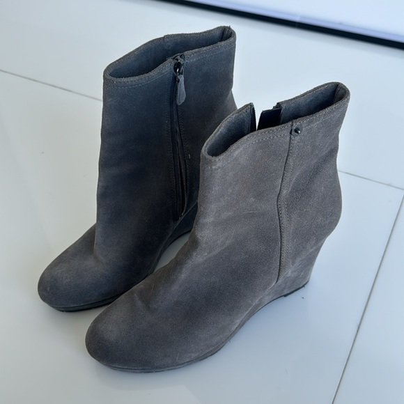 Prada wedge booties Grey - Picture 4 of 4